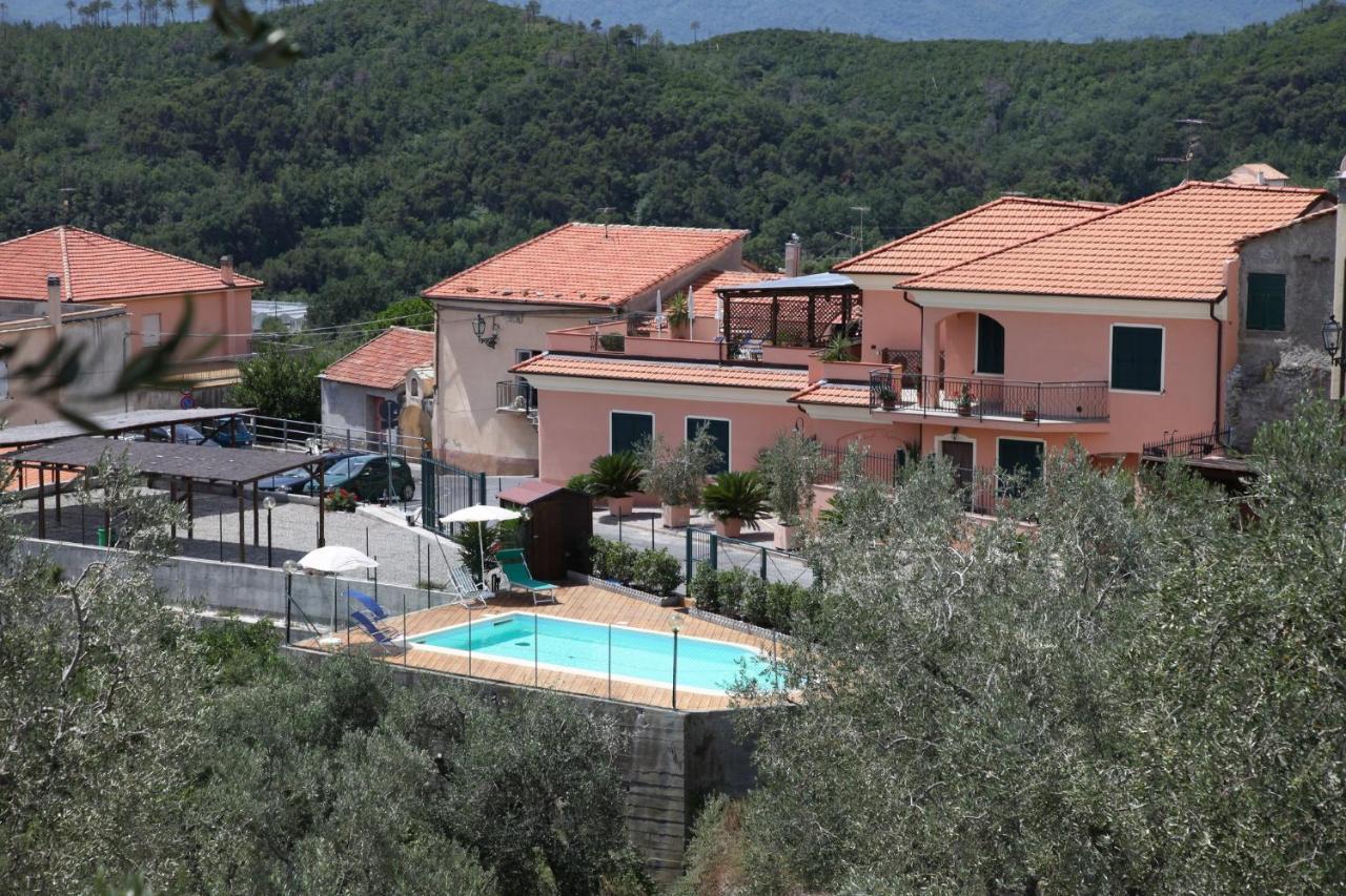 Gli Angeli Agriturismo Villa Cisano sul Neva Exteriör bild