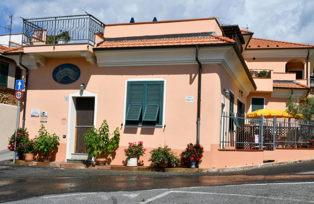 Gli Angeli Agriturismo Villa Cisano sul Neva Exteriör bild